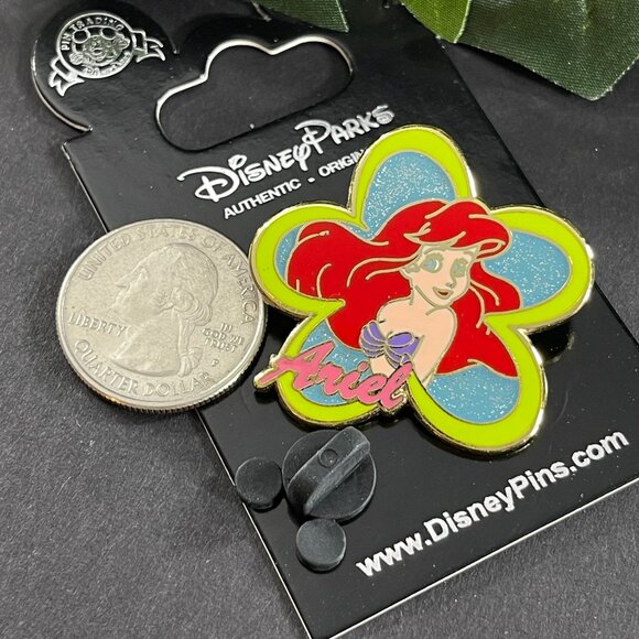 Disney Ariel Princess Trading Pin Little Mermaid Sparkle Lapel Pin Brooch Badge - Picture 3 of 9